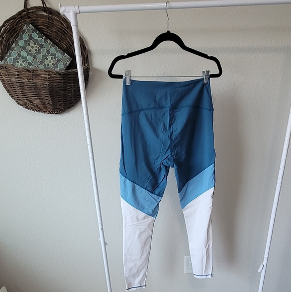 🍄Glyder Leggings - Picture 7 of 13